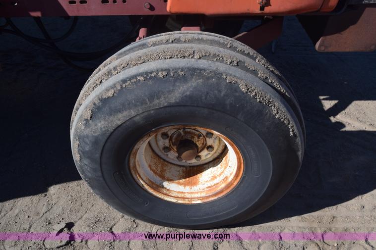 image for item K4798 Allis Chalmers 7060 tractor