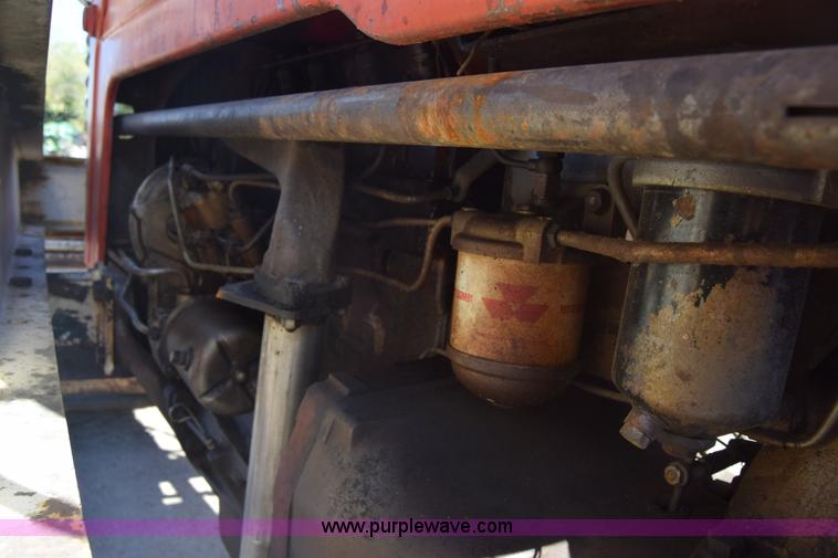 image for item K4800 Massey-Ferguson 65 tractor