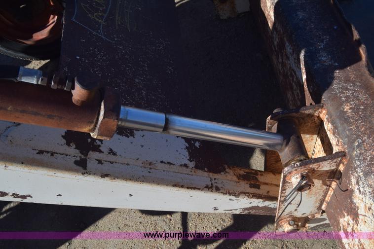 image for item K4800 Massey-Ferguson 65 tractor