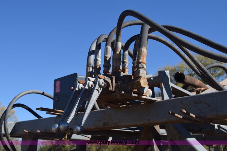 image for item K4815 Hydraulic cattle chute