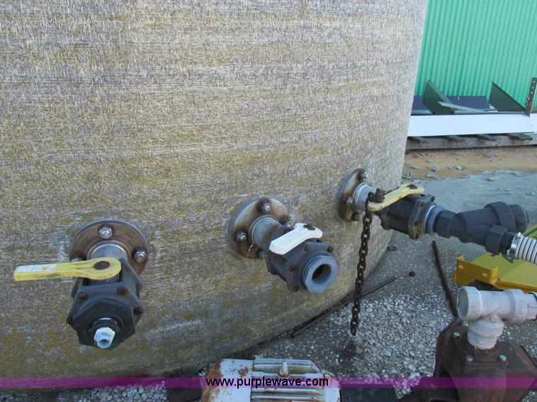 image for item K5186 Fiberglass storage tank