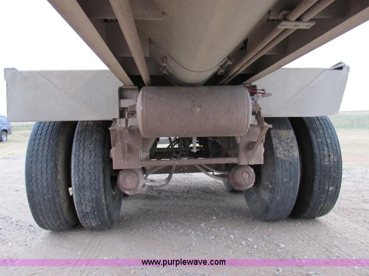 image for item K5753 1996 Pacer CEI tank trailer