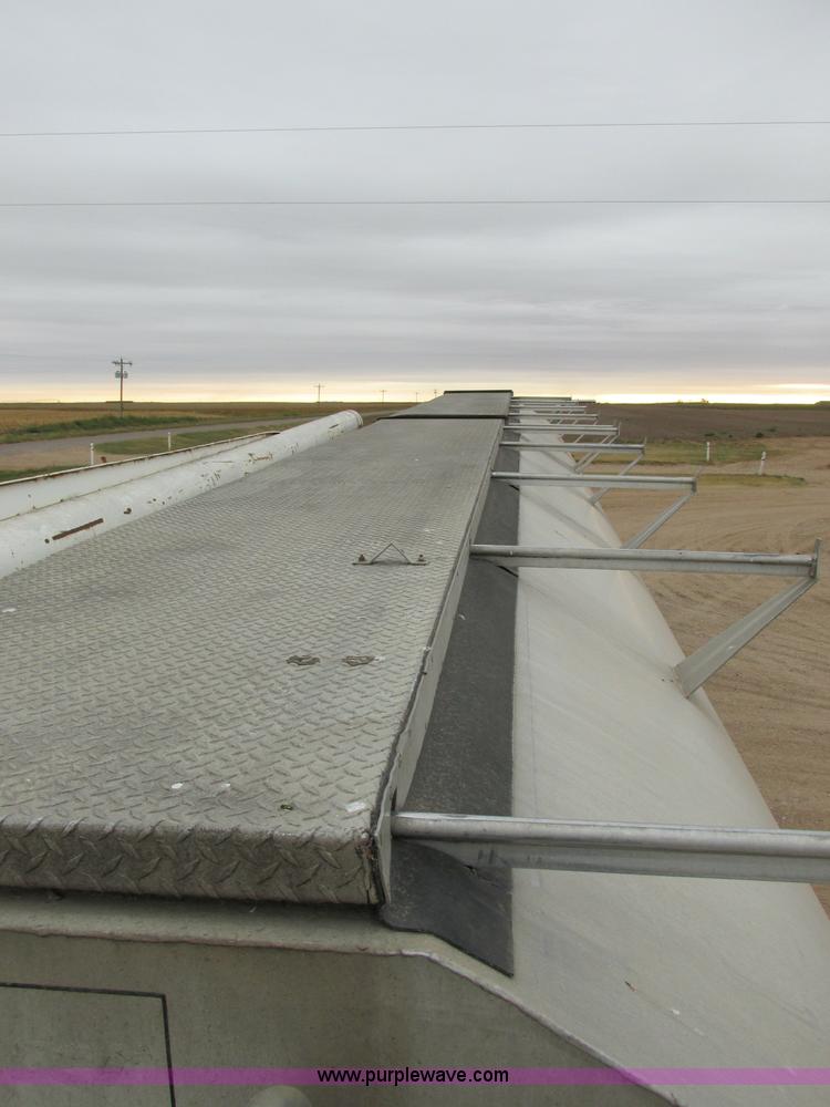 image for item K5753 1996 Pacer CEI tank trailer