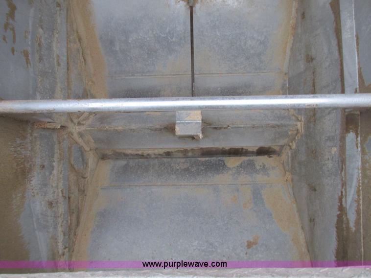 image for item K5753 1996 Pacer CEI tank trailer