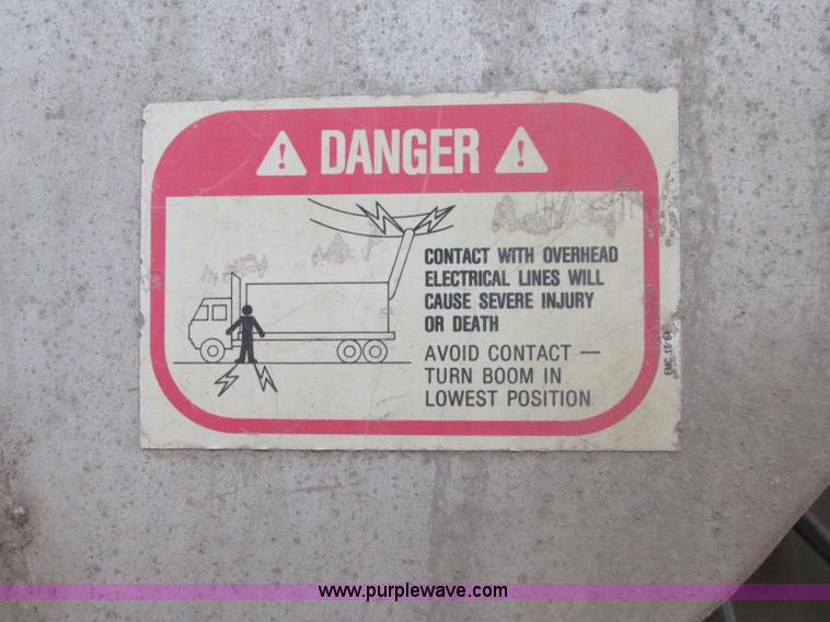 image for item K5753 1996 Pacer CEI tank trailer