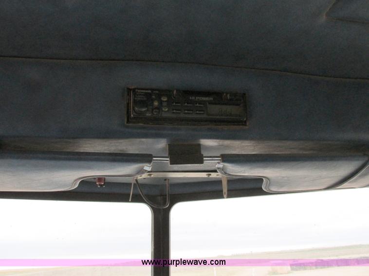 image for item K5754 1994 Peterbilt 378 semi truck