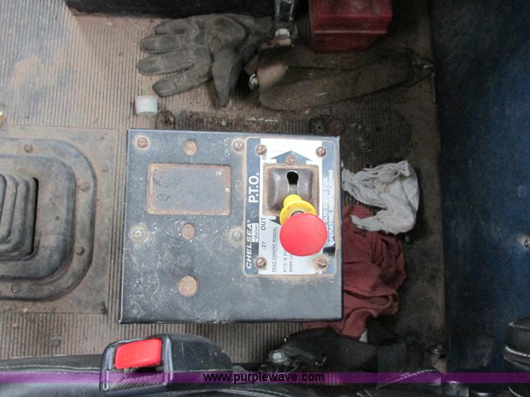 image for item K5754 1994 Peterbilt 378 semi truck