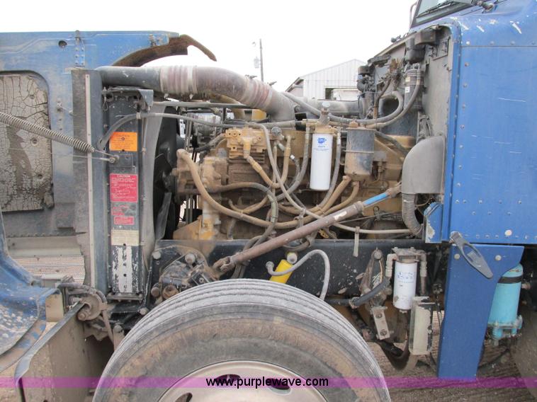 image for item K5754 1994 Peterbilt 378 semi truck