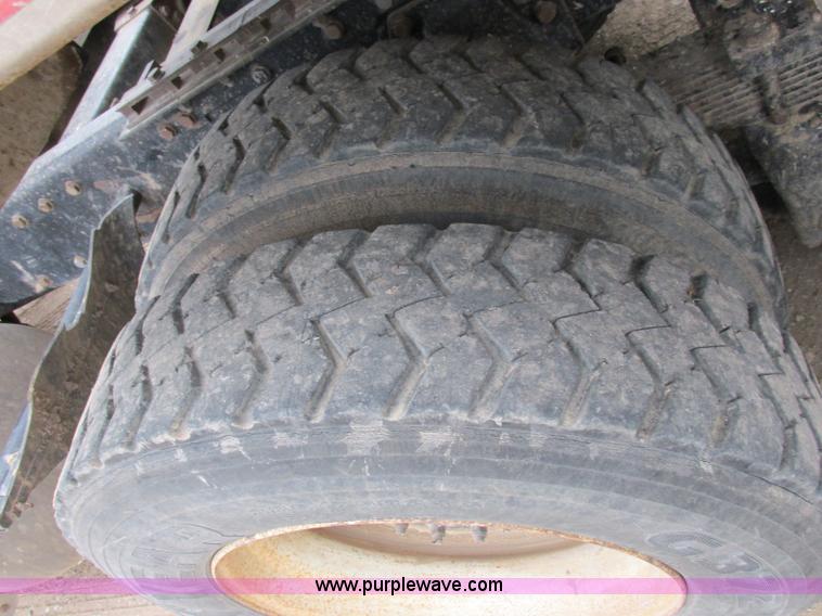 image for item K5754 1994 Peterbilt 378 semi truck