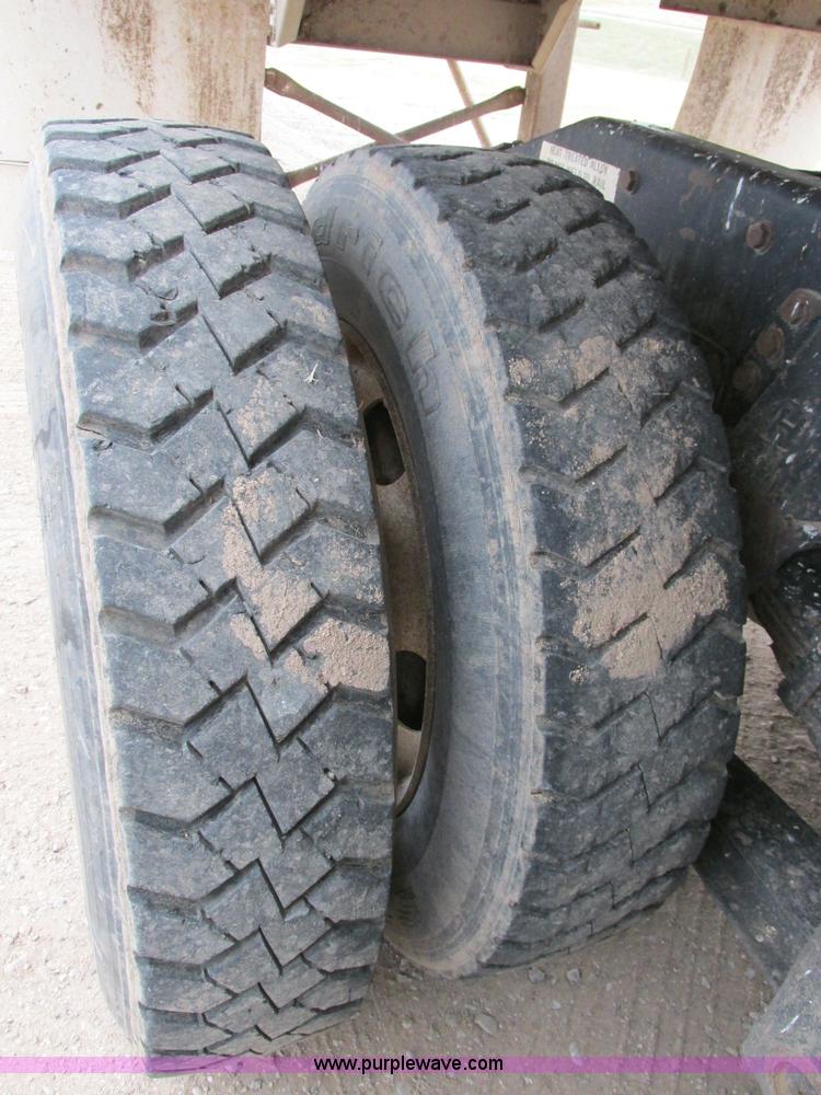 image for item K5754 1994 Peterbilt 378 semi truck