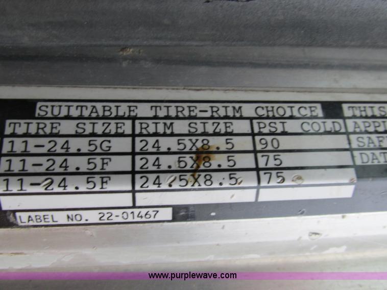 image for item K5754 1994 Peterbilt 378 semi truck