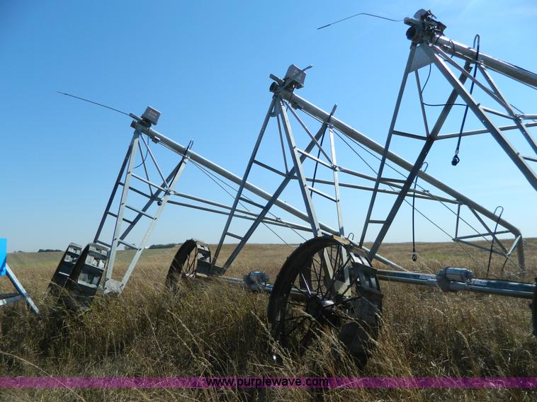 image for item K8214 2015 Valley irrigation tower system