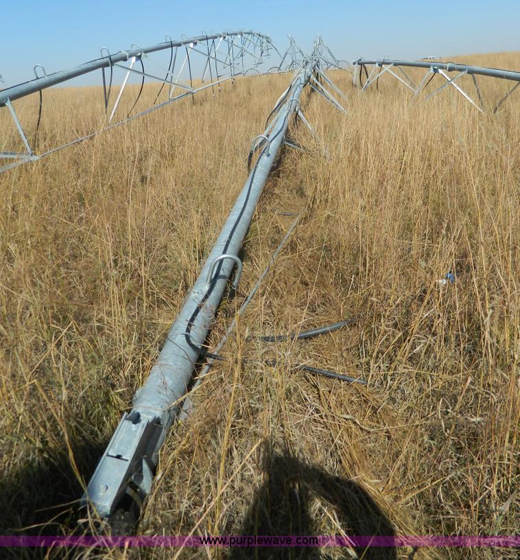 image for item K8214 2015 Valley irrigation tower system