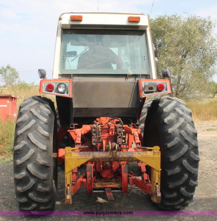 image for item L4422 1979 International 3588 MFWD tractor