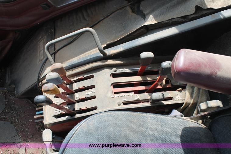 image for item L4422 1979 International 3588 MFWD tractor