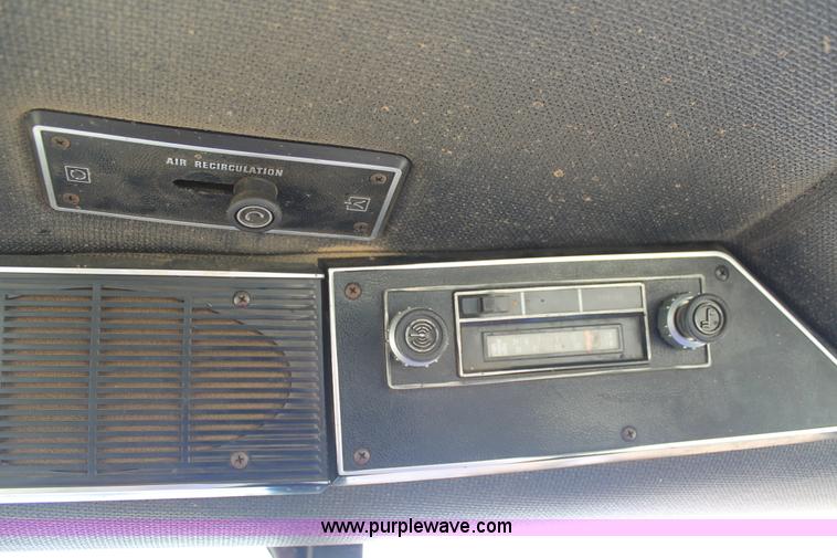 image for item L4422 1979 International 3588 MFWD tractor