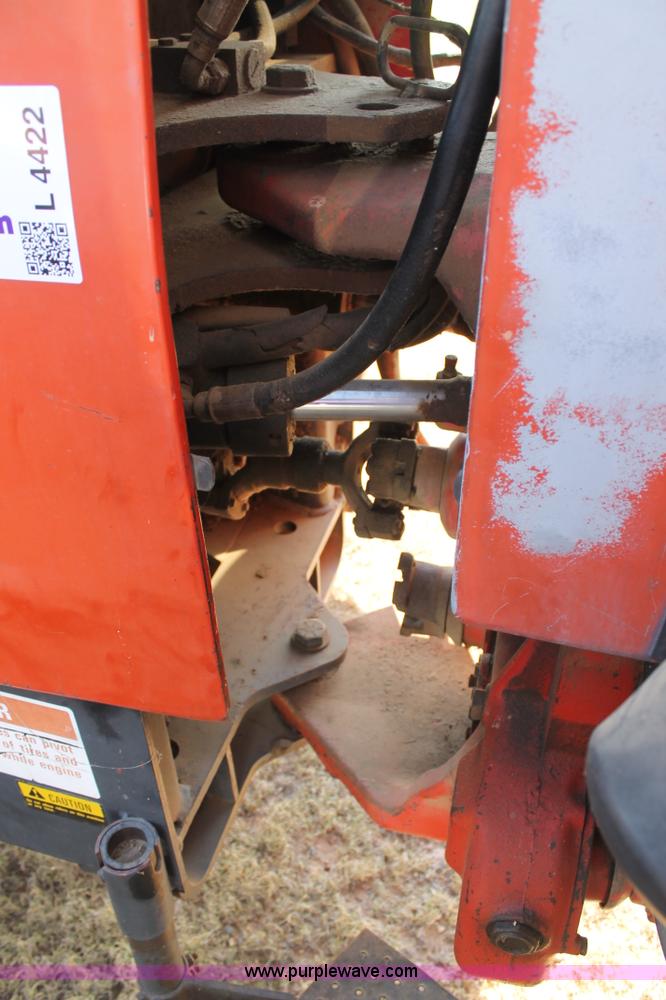 image for item L4422 1979 International 3588 MFWD tractor