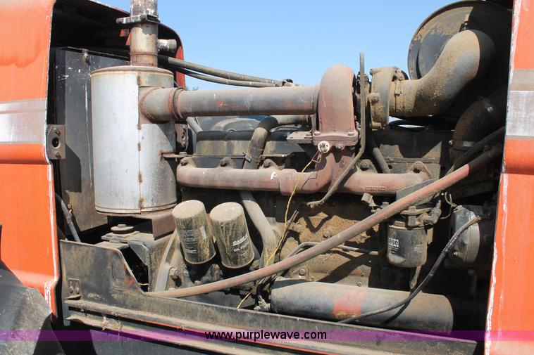 image for item L4422 1979 International 3588 MFWD tractor