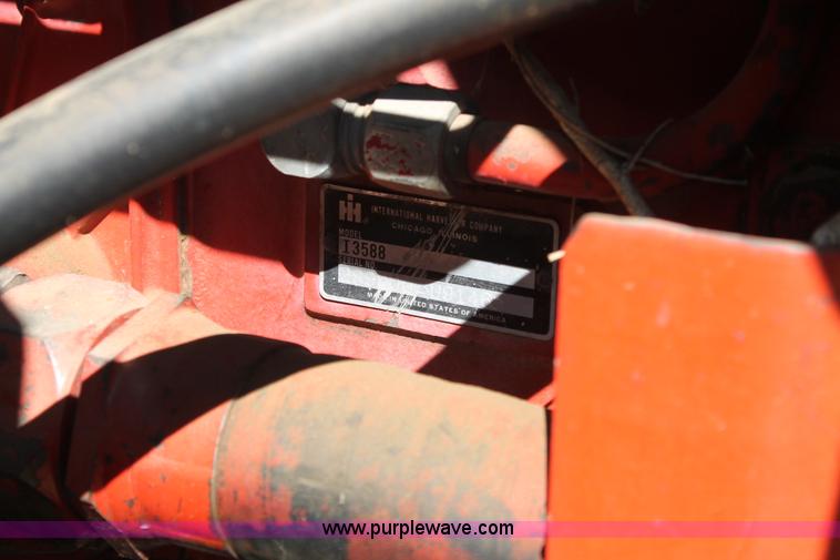 image for item L4422 1979 International 3588 MFWD tractor