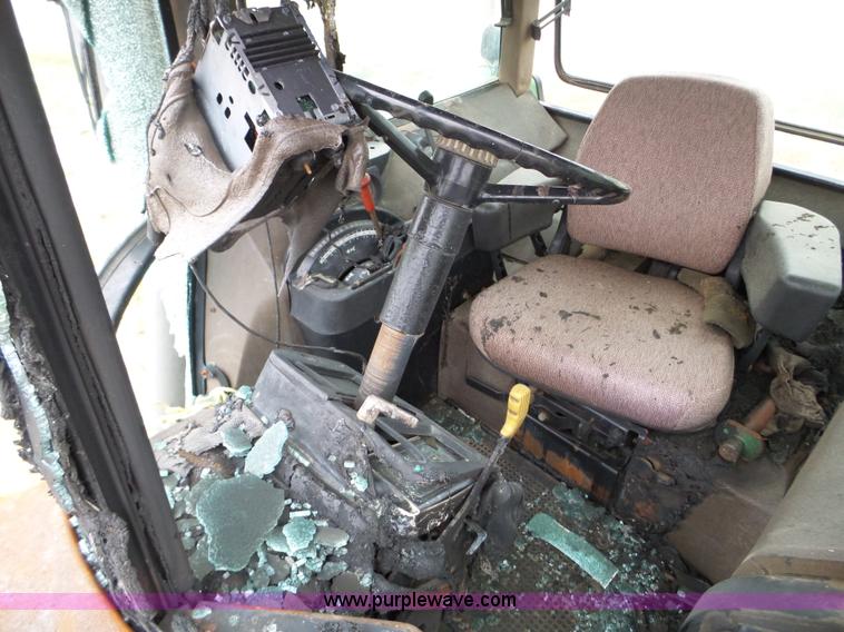 image for item L5098 1994 John Deere 4760 tractor