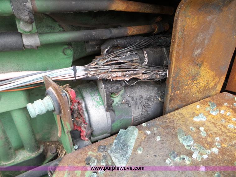 image for item L5098 1994 John Deere 4760 tractor