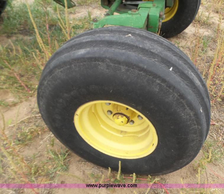 image for item L5098 1994 John Deere 4760 tractor