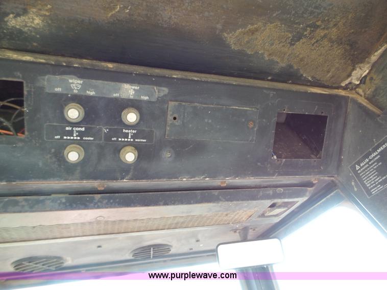 image for item L5110 1976 Allis Chalmers 7060 tractor