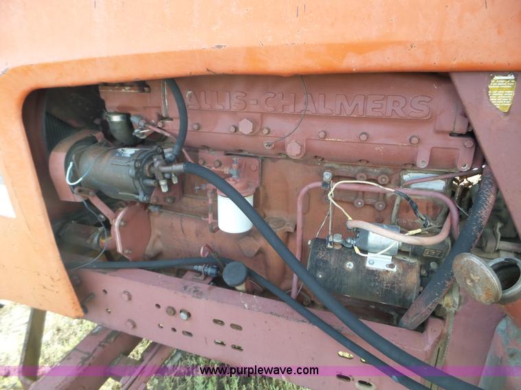 image for item L5110 1976 Allis Chalmers 7060 tractor