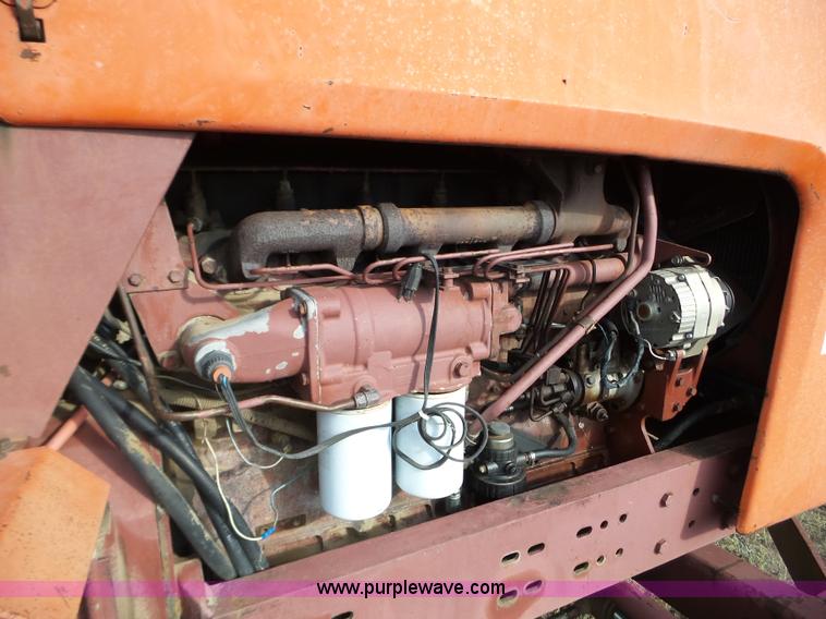 image for item L5110 1976 Allis Chalmers 7060 tractor