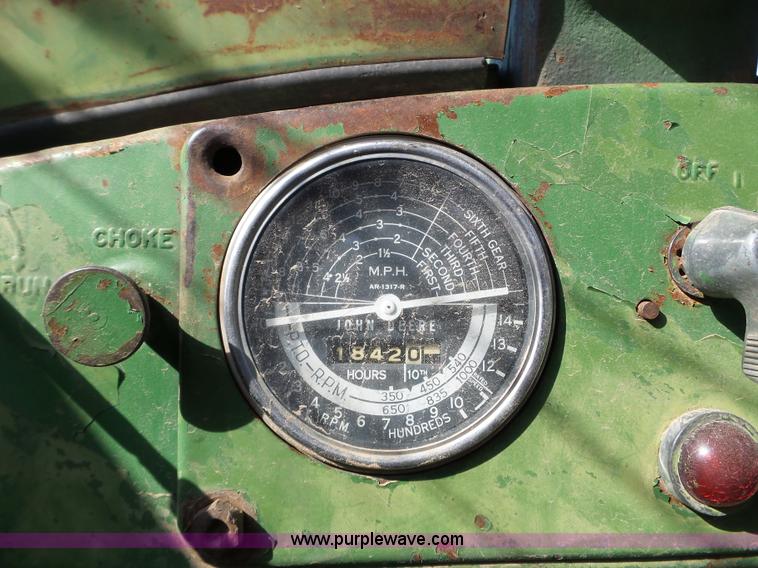 image for item L5118 1957 John Deere 820 tractor