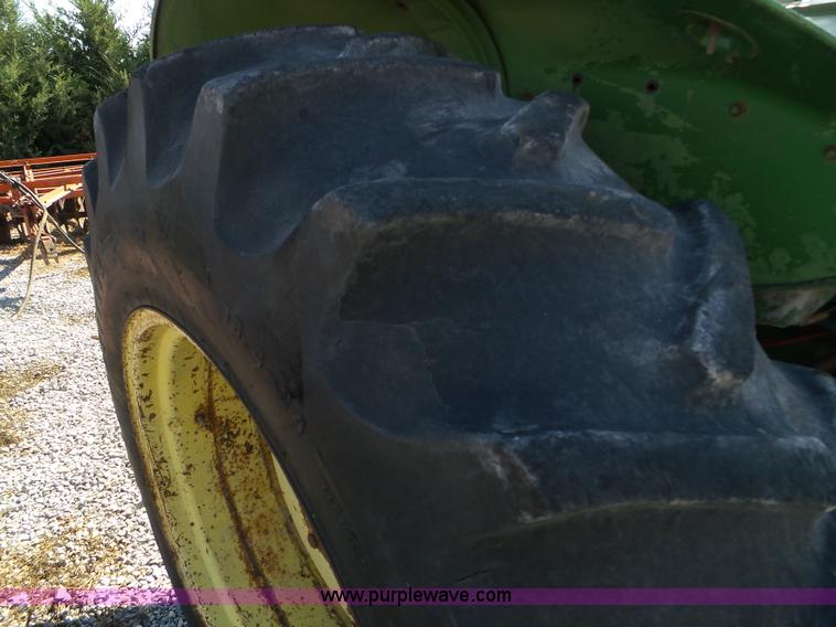 image for item L5118 1957 John Deere 820 tractor