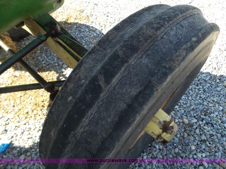 image for item L5118 1957 John Deere 820 tractor