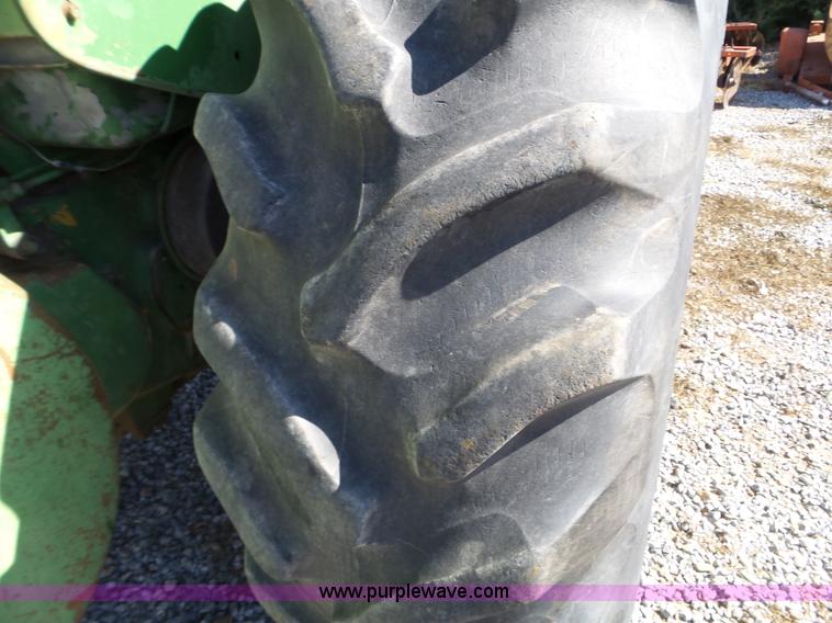 image for item L5118 1957 John Deere 820 tractor