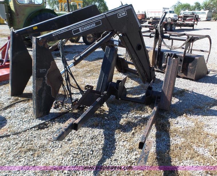 image for item L5119 Farm Hand XL1140 loader