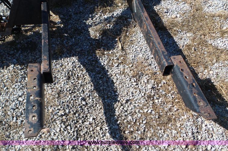 image for item L5119 Farm Hand XL1140 loader