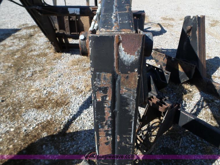 image for item L5119 Farm Hand XL1140 loader