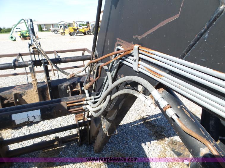 image for item L5119 Farm Hand XL1140 loader