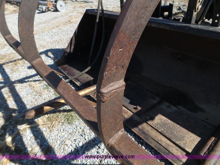 image for item L5119 Farm Hand XL1140 loader