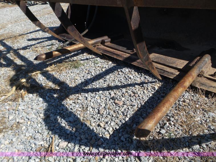 image for item L5119 Farm Hand XL1140 loader