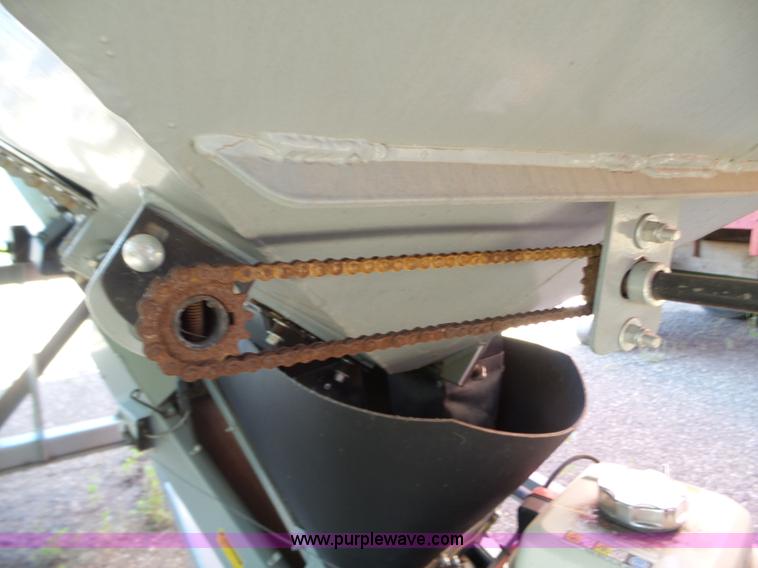 image for item L5131 Convey All BTS405 seed tender