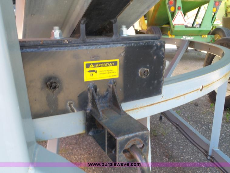 image for item L5131 Convey All BTS405 seed tender