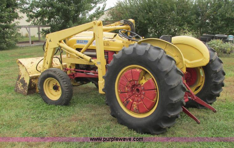 image for item L5303 Ford 4000 tractor