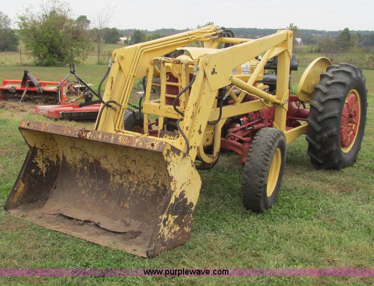 image for item L5303 Ford 4000 tractor