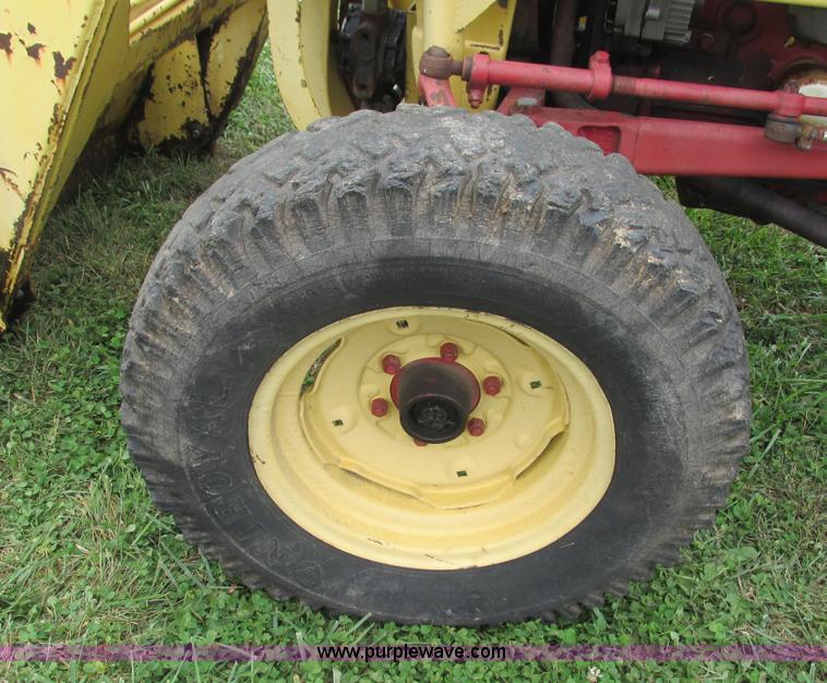 image for item L5303 Ford 4000 tractor
