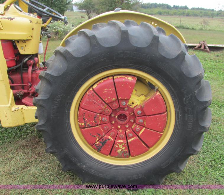 image for item L5303 Ford 4000 tractor