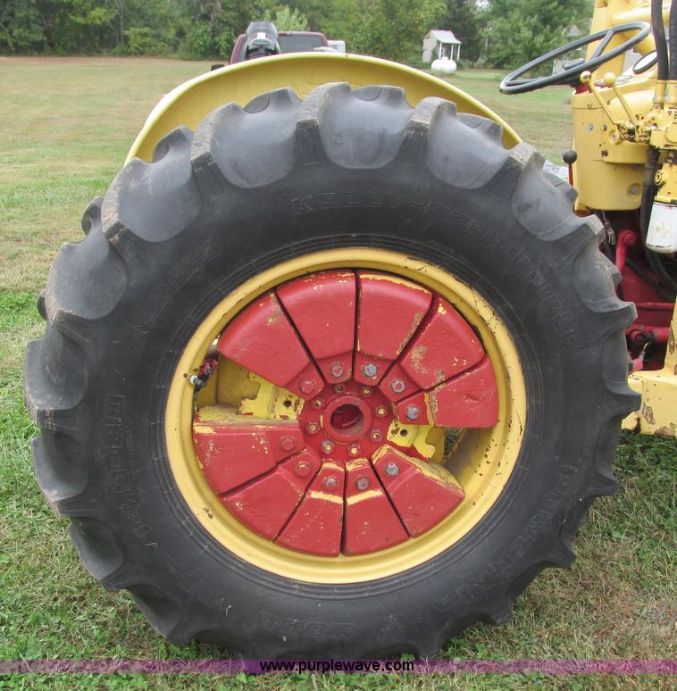 image for item L5303 Ford 4000 tractor