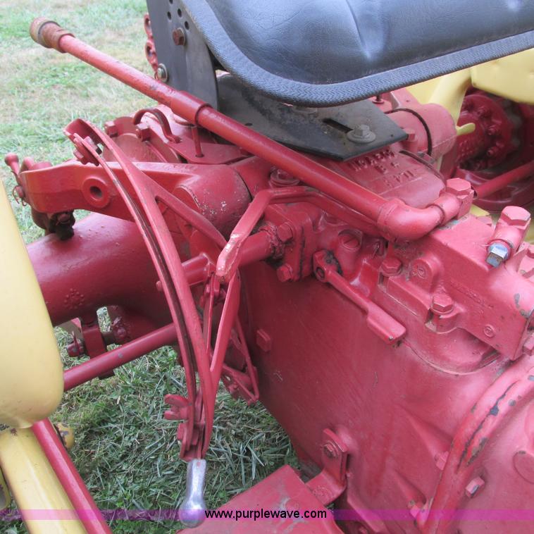 image for item L5303 Ford 4000 tractor