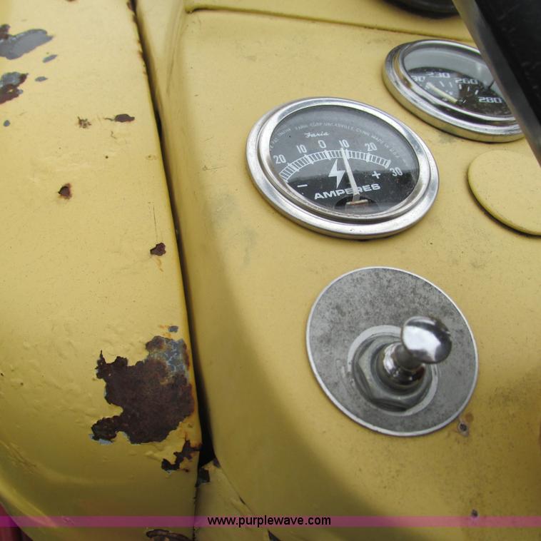 image for item L5303 Ford 4000 tractor