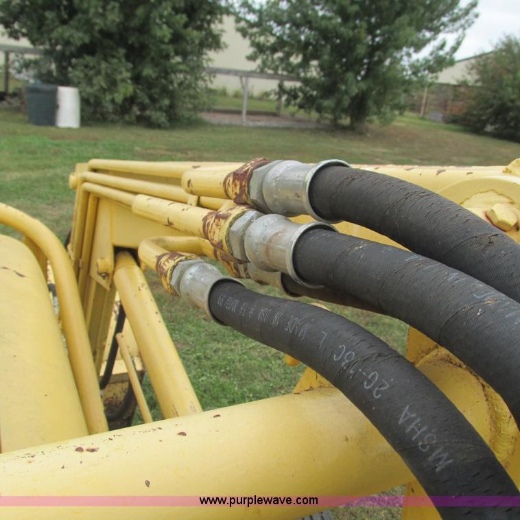 image for item L5303 Ford 4000 tractor