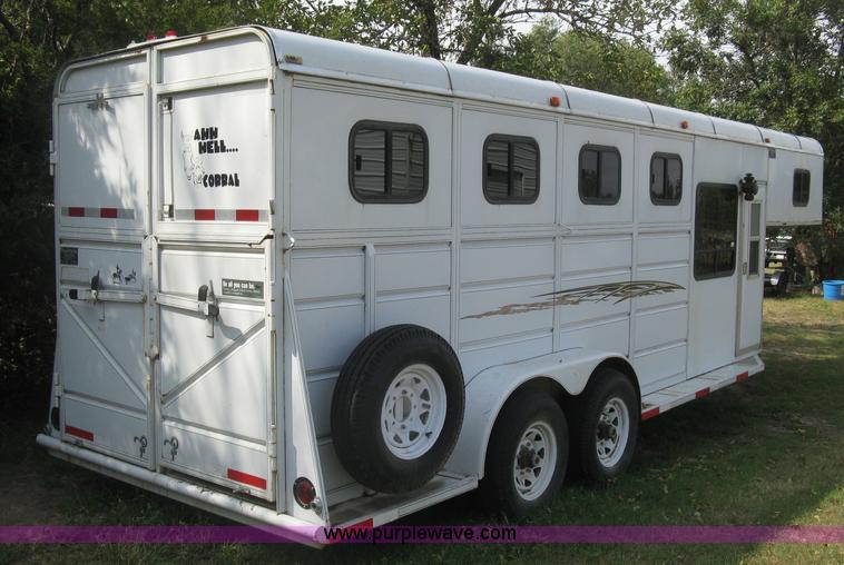 image for item L6344 2004 Ponderosa horse trailer